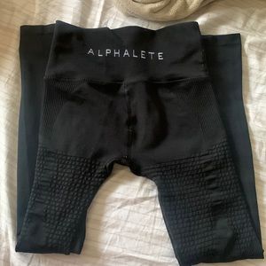 Black Alphalete halo leggings